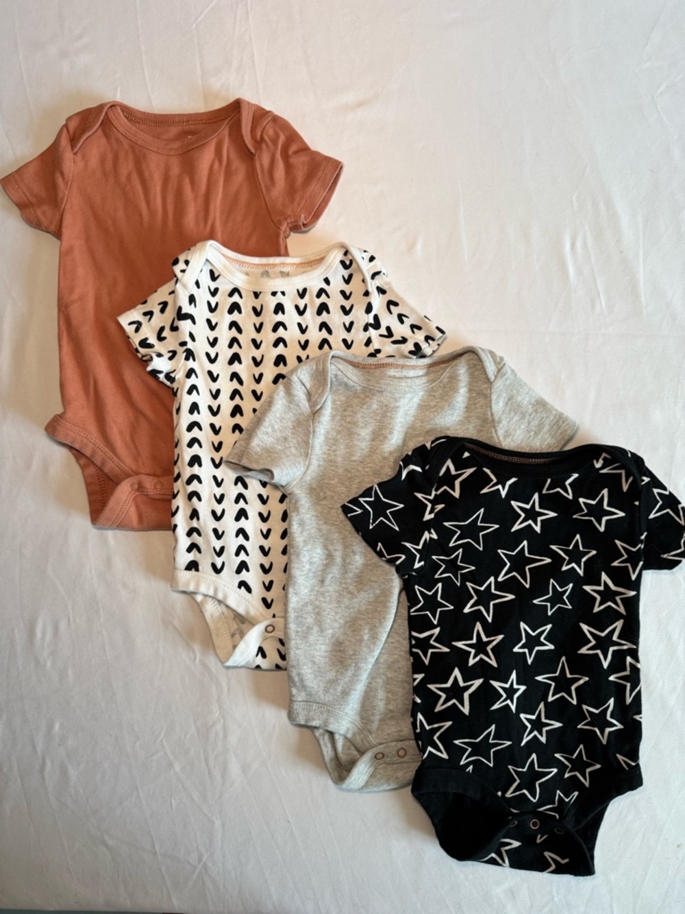 cloud island Baby Bodysuit Set - Rust, White Pattern, Gray, Black Star